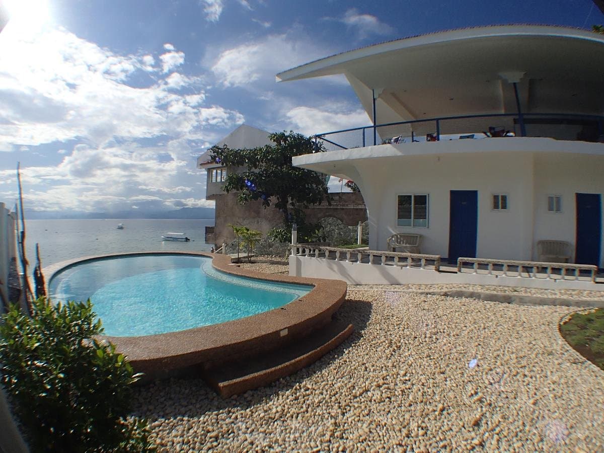 Pescadores Seaview Suites